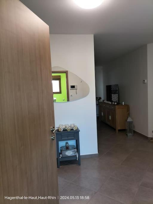 Apartment Einliegerwohnung Hagenthal-le-Haut Exteriör bild